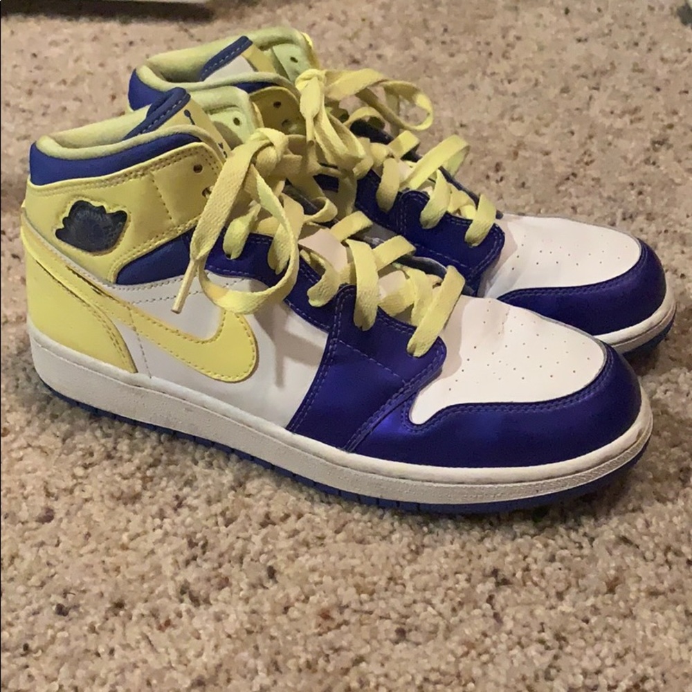 Nike Retro Air Jordan’s Sz. 6.5Y